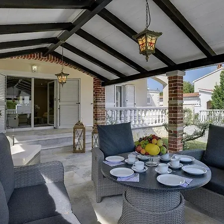 Sonja Медулин